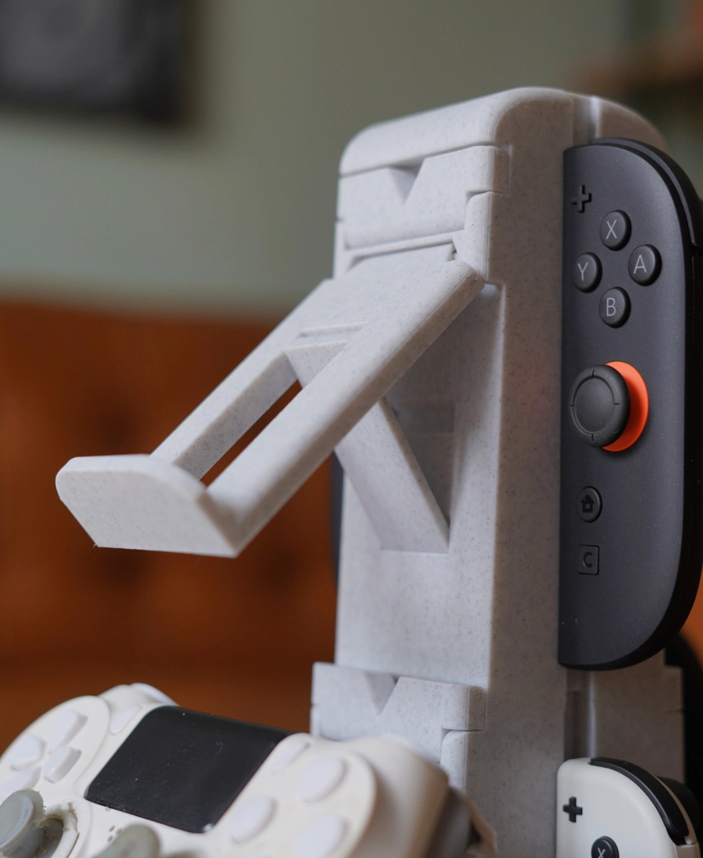 Gaming Tower Gen 2 – 3D Printed Gaming Desk Organizer & Controller Stand