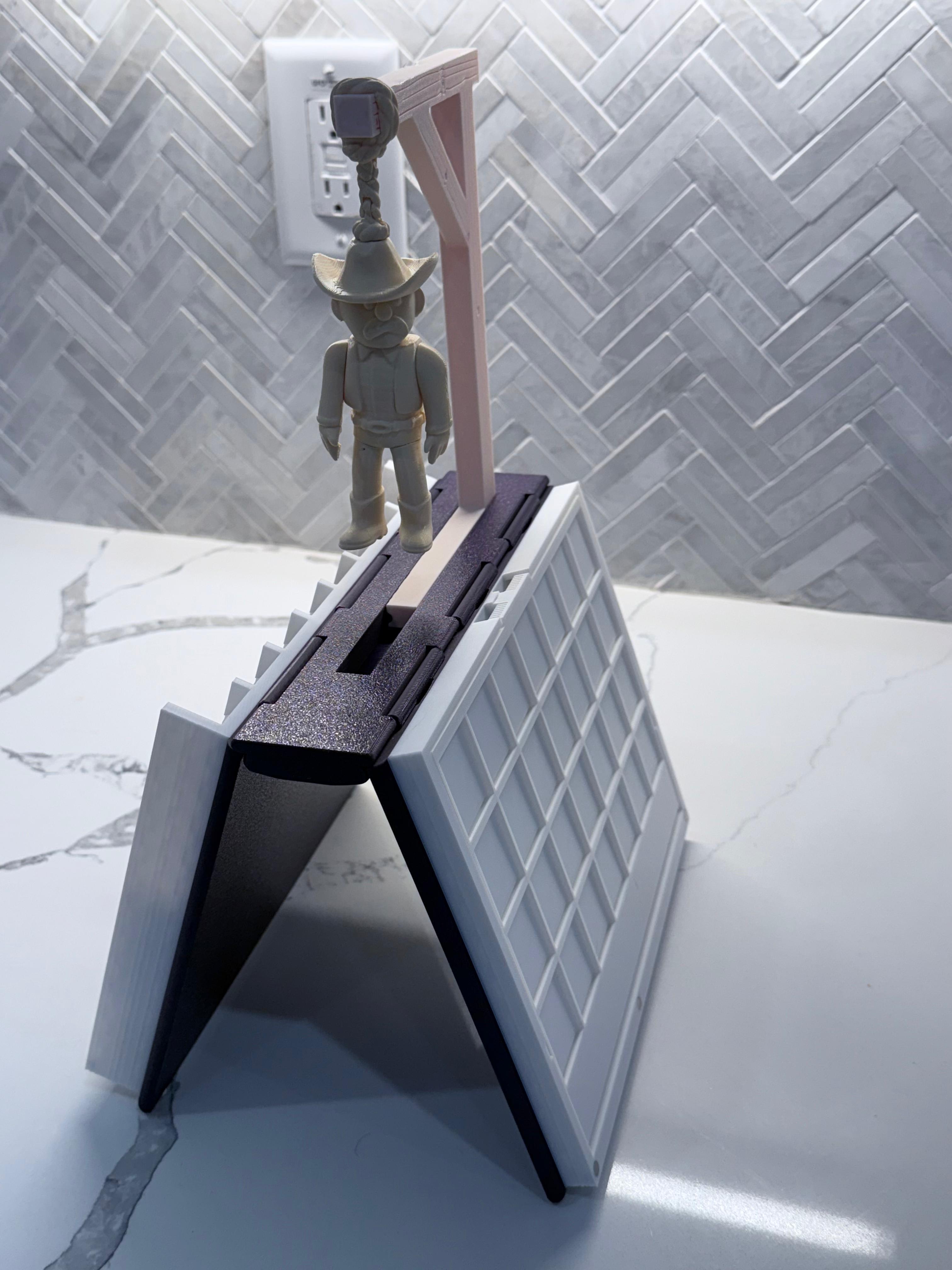 Hangman Word Game Book – 3D Printed Foldable Family Game